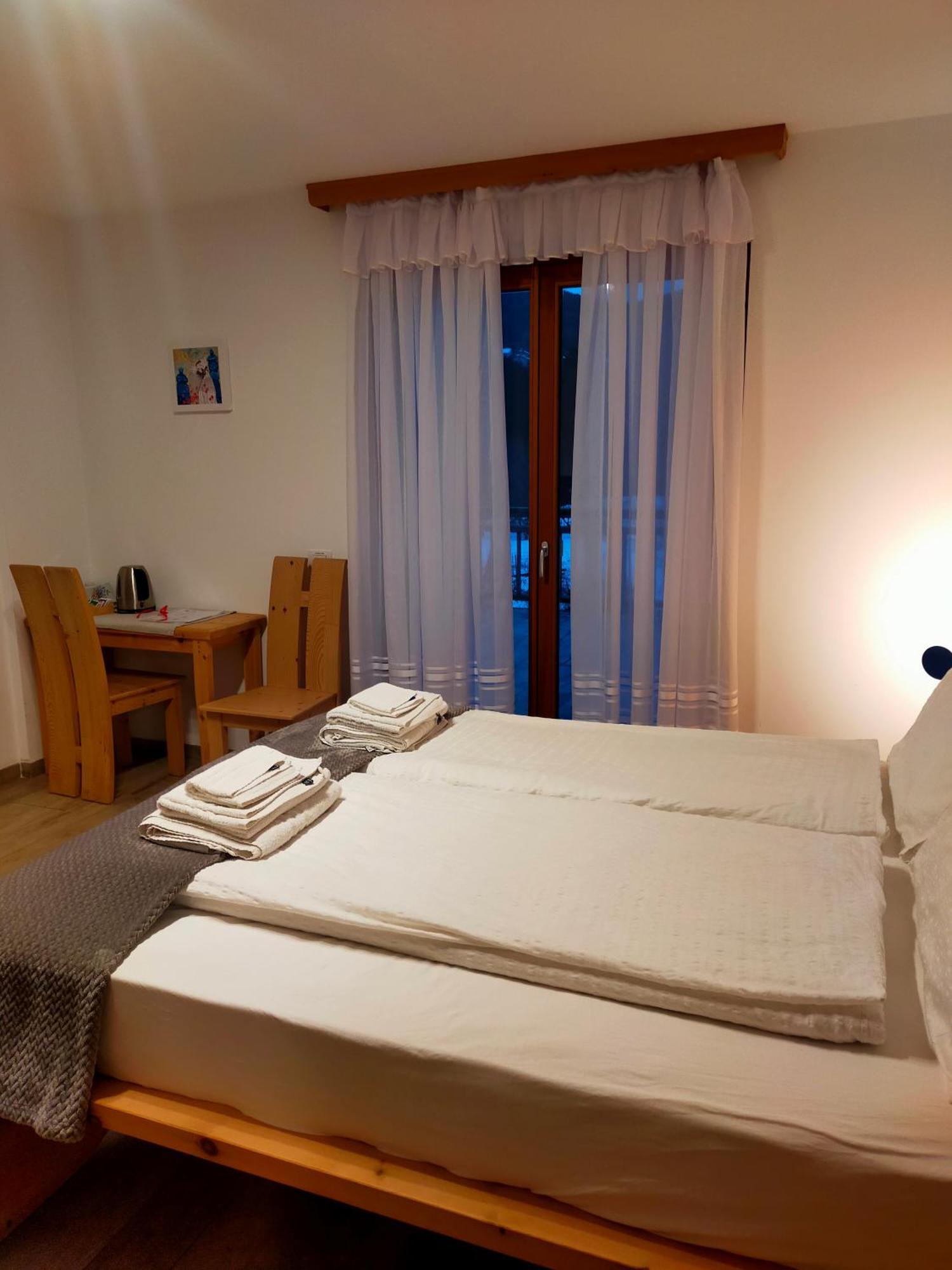 Agritur Maso Flonkeri Bed & Breakfast Bosentino ภายนอก รูปภาพ