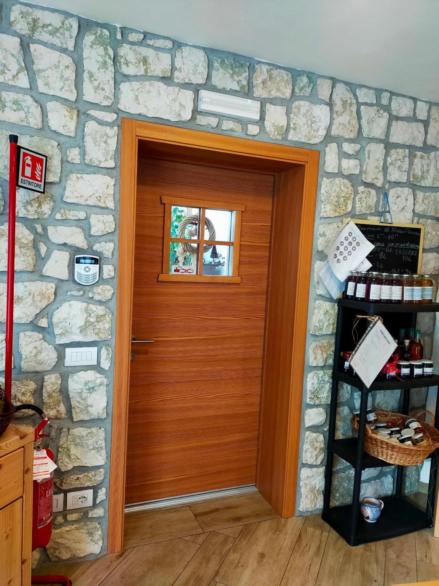 Agritur Maso Flonkeri Bed & Breakfast Bosentino ภายนอก รูปภาพ